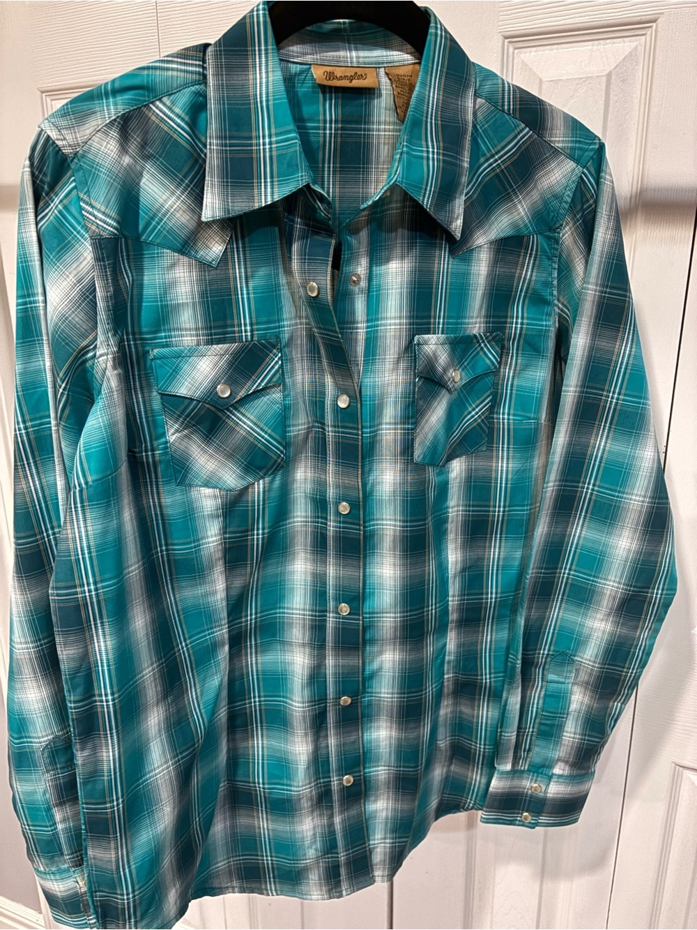 Women’s Wrangler Retro Teal Plaid Western Pearl Snap Shirt